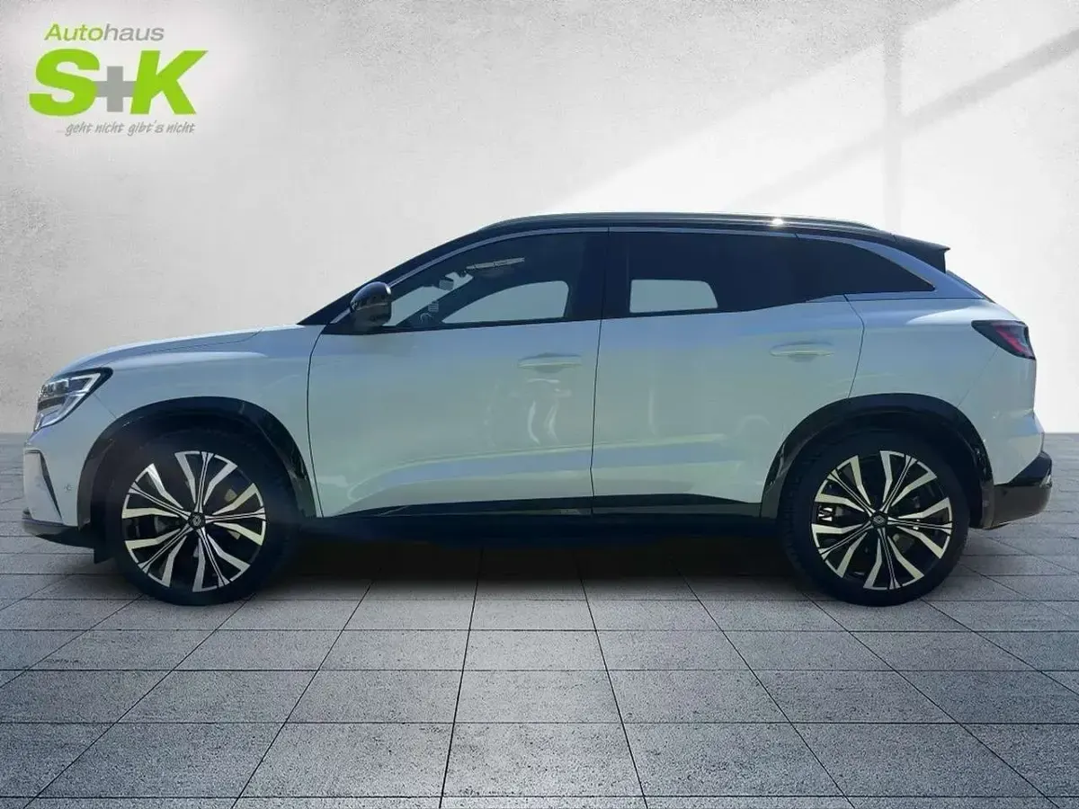 Gebraucht Renault Austral Iconic 200 PS (147 kW) 2023 Perlmuttweiß, dach black pear SUV