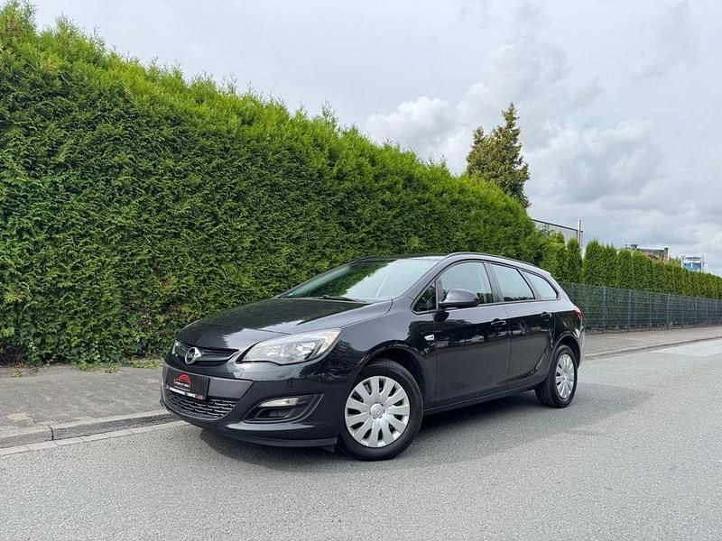 Schwarz Gebraucht 2015 Opel Astra Selection Kombi | 3.999 € (Etwas zu teuer) - Bild 1/4
