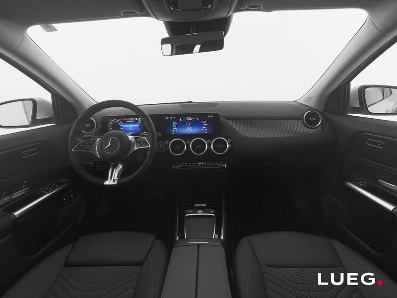 Gebraucht Mercedes GLA250 Progressive 218 PS (160 kW) 2025 Weiß SUV