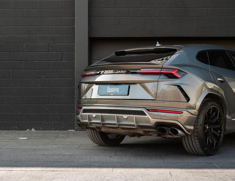 Gebraucht Lamborghini Urus 650 PS (478 kW) 2019 Grau SUV