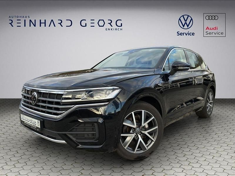 Schwarz Gebraucht 2022 VW Touareg Elegance SUV | 48.950 € (Fairer Preis) - Bild 1/4