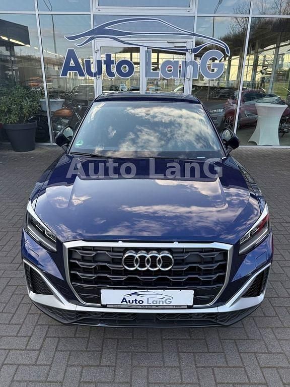 Gebraucht Audi Q2 S-Line 150 PS (110 kW) 2022 Blau SUV