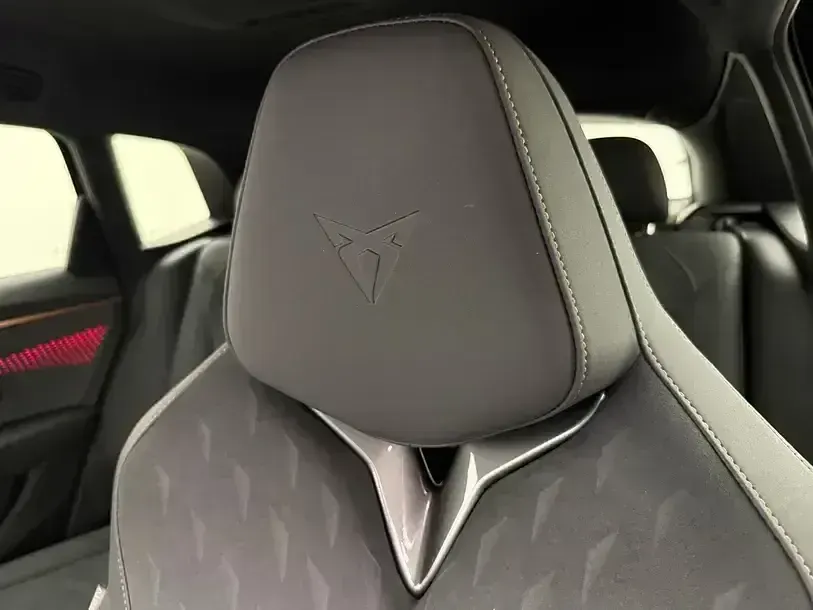 Gebraucht Cupra Terramar 204 PS (150 kW) 2025 Schwarz SUV