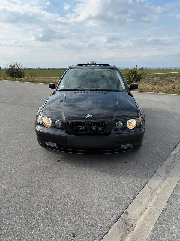 Gebraucht BMW 316 Compact 116 PS (85 kW) 2003 Schwarz Kleinwagen