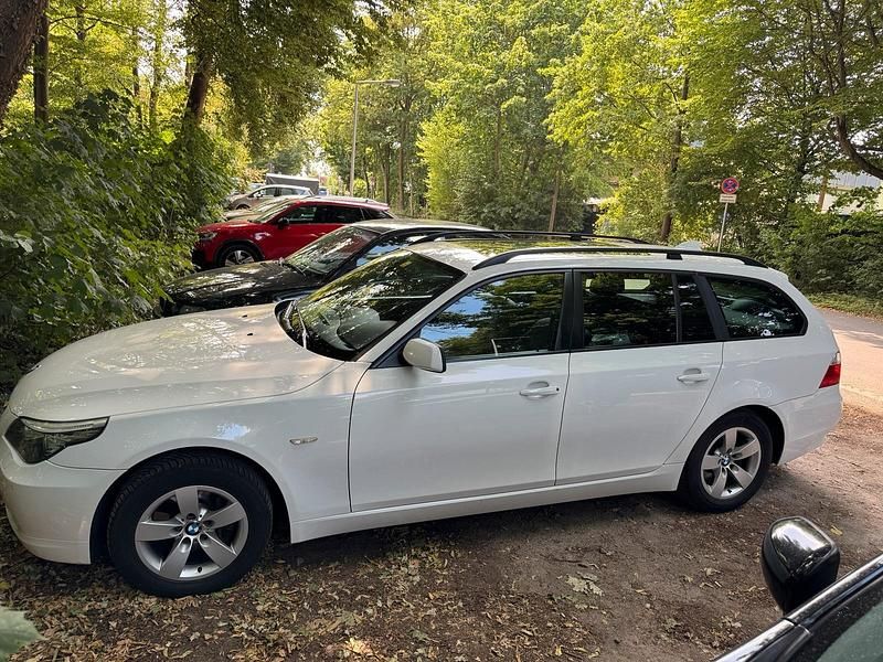 Gebraucht BMW 520 166 PS (122 kW) 2009 Weiß Kombi