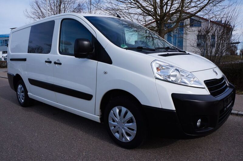 Gebraucht Peugeot Expert 163 PS (119 kW) 2015 Weiß Van