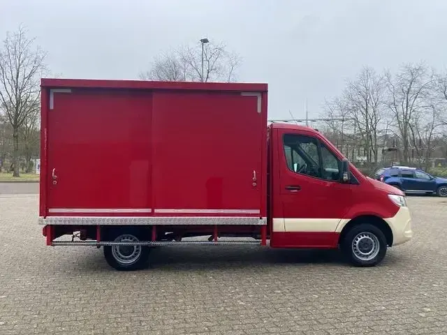 Gebraucht Mercedes Sprinter 143 PS (105 kW) 2020 Andere Van