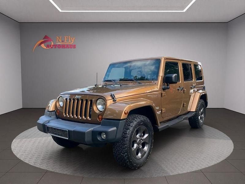 Braun Gebraucht 2011 Jeep Wrangler Unlimited SUV | 25.980 € (Fairer Preis) - Bild 1/4
