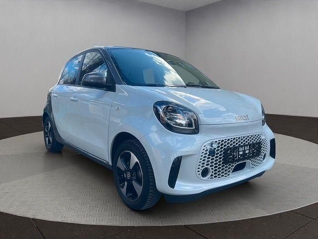 Gebraucht Smart ForFour Electric Drive 60 kW (82 PS) 2022 Weiß Kleinwagen