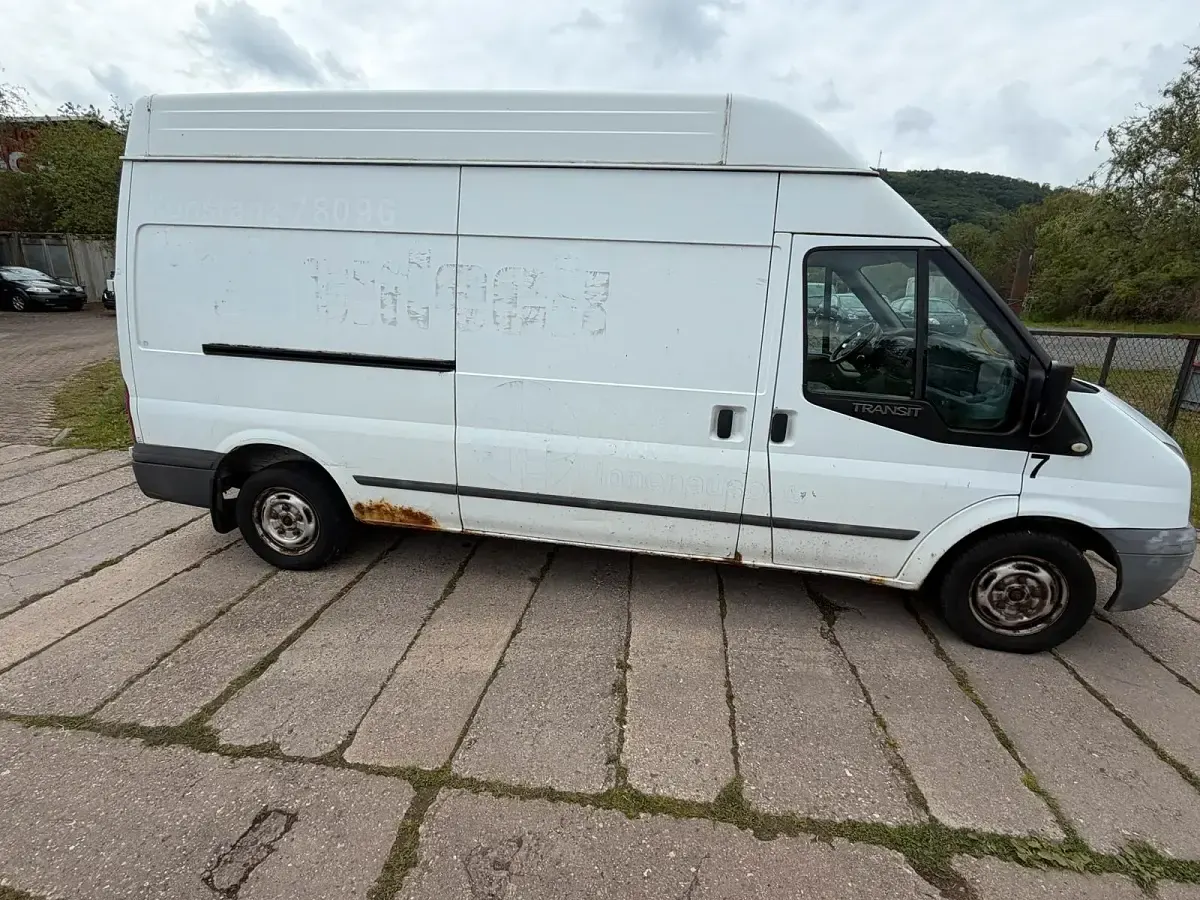Gebraucht Ford Transit 125 PS (91 kW) 2012 Weiß Van / Kleinbus