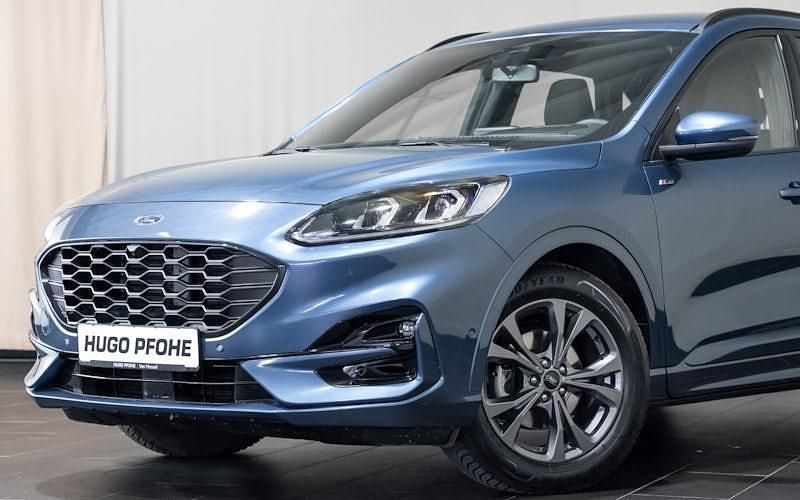 Gebraucht Ford Kuga ST-Line 120 PS (88 kW) 2024 Chrome blue SUV