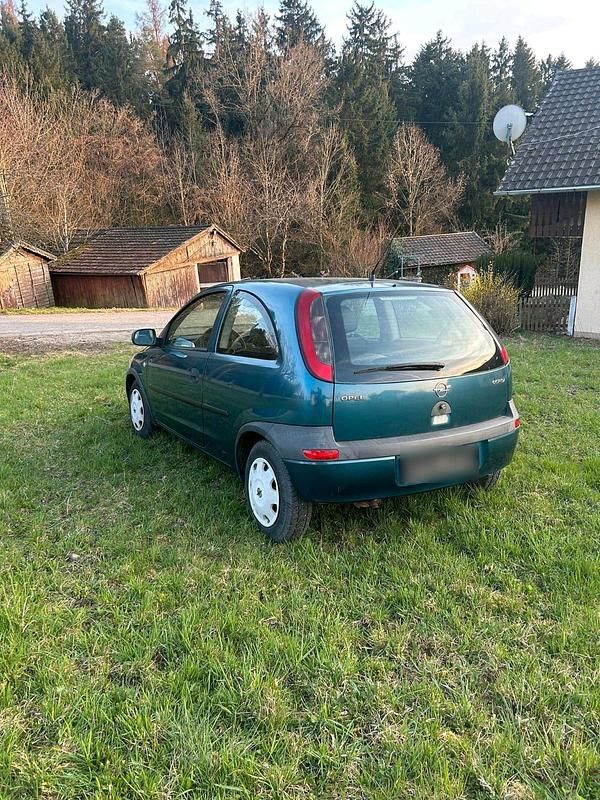 Gebraucht Opel Corsa 58 PS (42 kW) 2002 Grün Kleinwagen