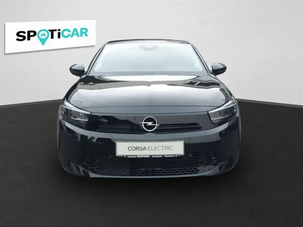 Neu Opel Corsa-e Edition 100 kW (136 PS) 2026 Lackierung schwarz perla nera/ Kleinwagen