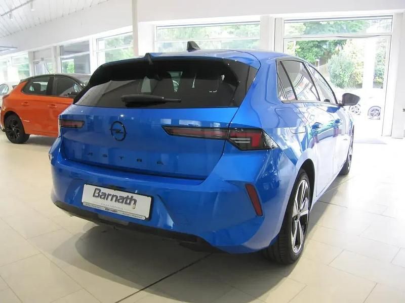 Gebraucht Opel Astra 131 PS (96 kW) 2024 Blau/typ aussenverkleidung metallic drei schichten perlmutt Limousine