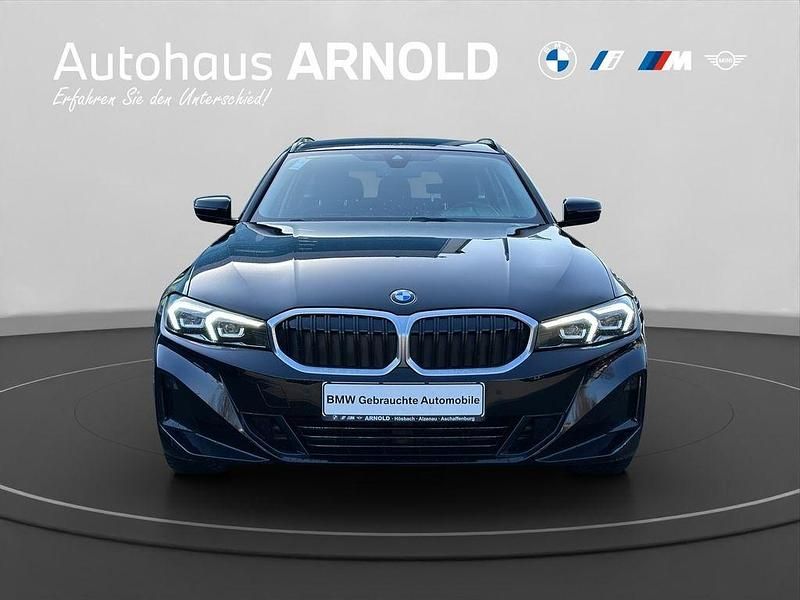 Gebraucht BMW 320 184 PS (135 kW) 2024 Schwarz Limousine