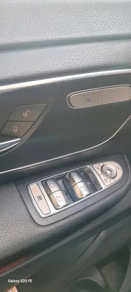 Gebraucht Mercedes V200 136 PS (100 kW) 2018 Schwarz Van / Kleinbus