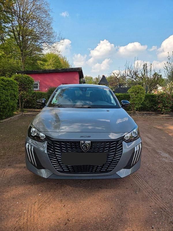 Gebraucht Peugeot 208 Active 75 PS (55 kW) 2024 Grau Kleinwagen