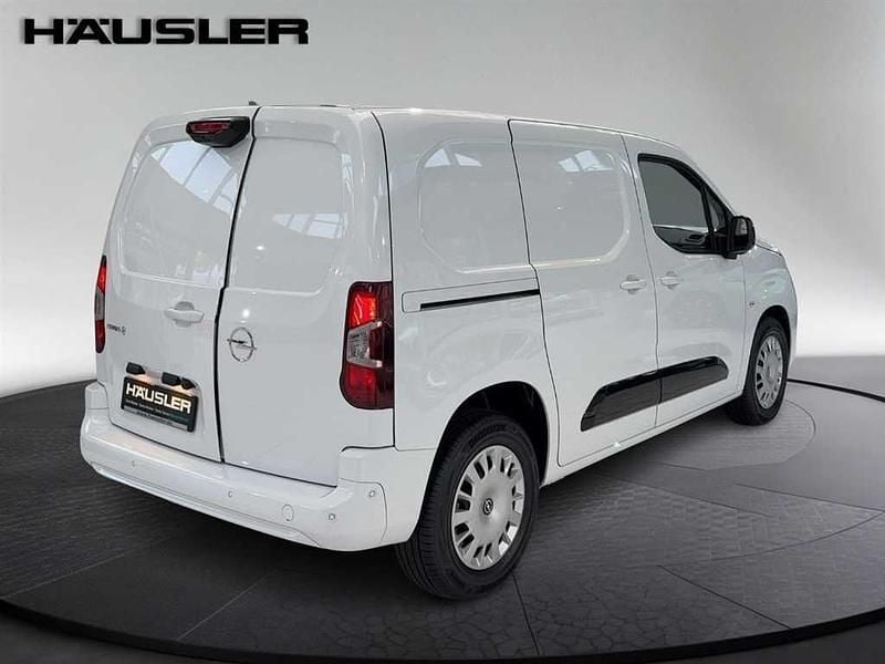 Neu Opel Combo-e Life 100 kW (136 PS) 2025 Weiß Limousine