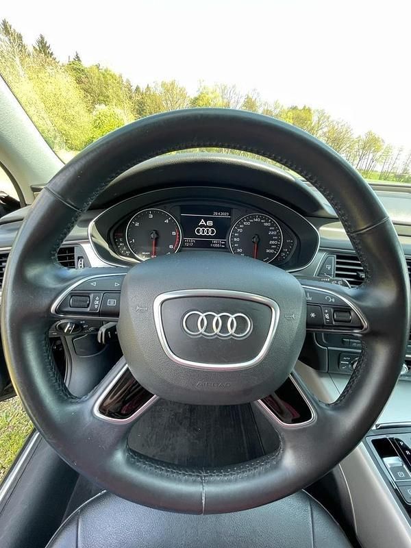 Schwarz Gebraucht 2017 Audi A6 Kombi | 18.000 € (Guter Preis) - Bild 1/4