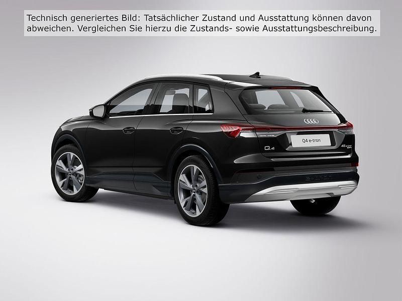 Gebraucht Audi Q4 e-tron Advanced 194 kW (265 PS) 2022 Mythosschwarz metallic SUV