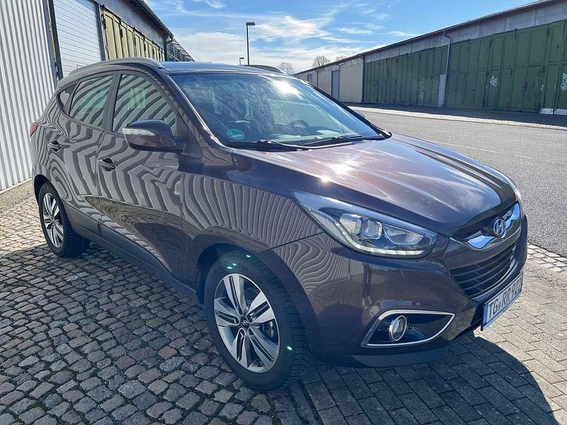 Gebraucht Hyundai ix35 136 PS (100 kW) 2015 Braun SUV
