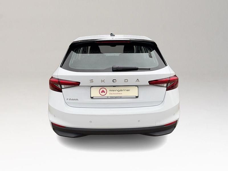 Neu Skoda Fabia Selection 95 PS (69 kW) 2025 Weiß Limousine