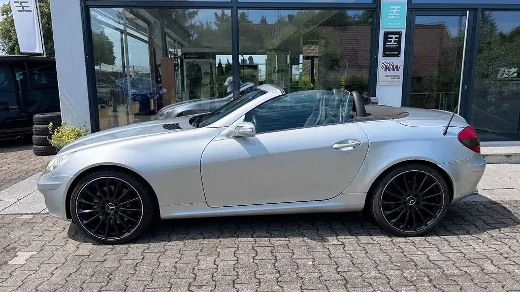 Gebraucht Mercedes SLK350 272 PS (200 kW) 2004 Silber Cabrio
