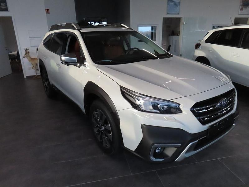 Neu Subaru Outback Platinum 169 PS (124 kW) 2026 Weiß Limousine