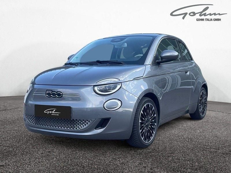 Grau Gebraucht 2021 Fiat 500e La Prima Kleinwagen | 19.400 € (Etwas zu teuer) - Bild 1/4