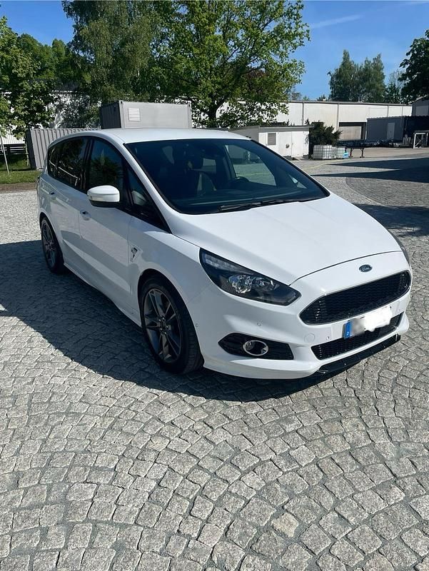 Gebraucht Ford S-MAX ST-Line 190 PS (139 kW) 2018 Weiß Van / Kleinbus