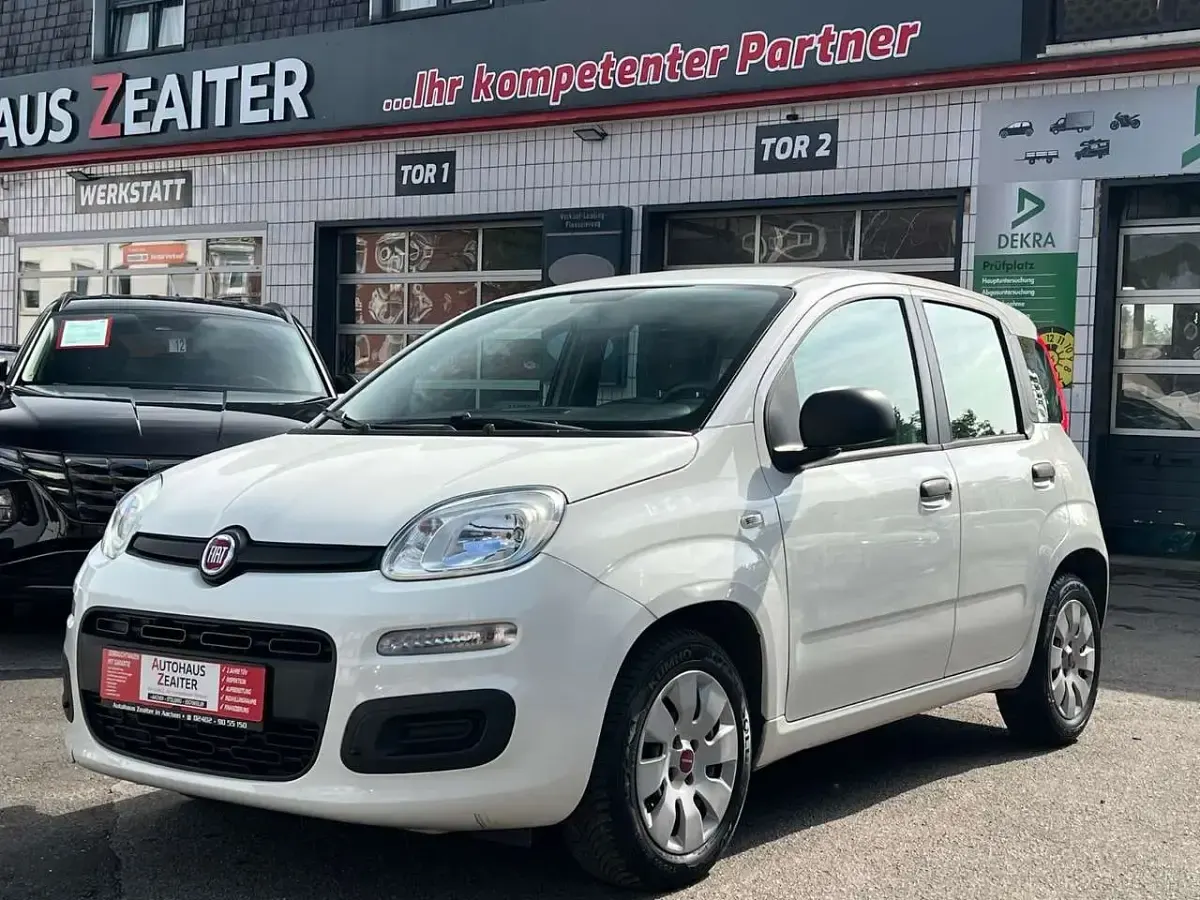 Używany Fiat Panda Pop 69 KM (50 kW) 2014 Biały Hatchback