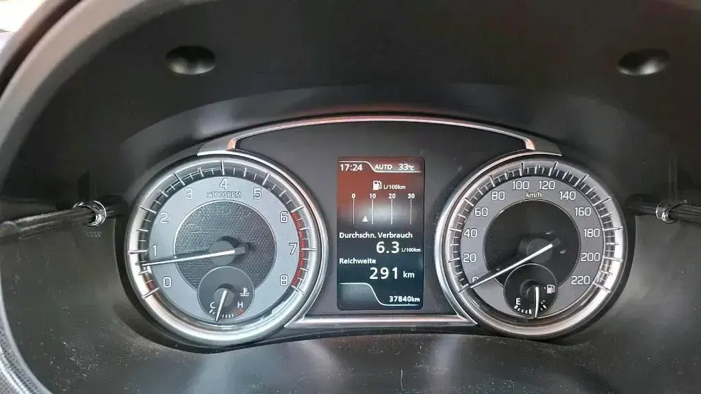 Gebraucht Suzuki Vitara 129 PS (94 kW) 2021 Silber SUV