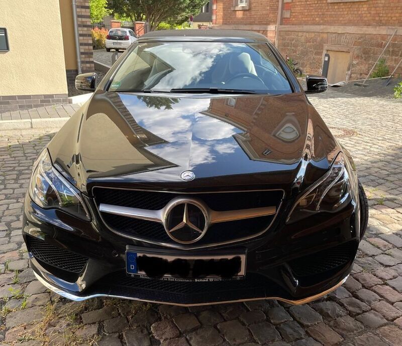 Schwarz Gebraucht 2016 Mercedes E200 Sport Edition Cabrio | 28.500 € (Fairer Preis) - Bild 1/4