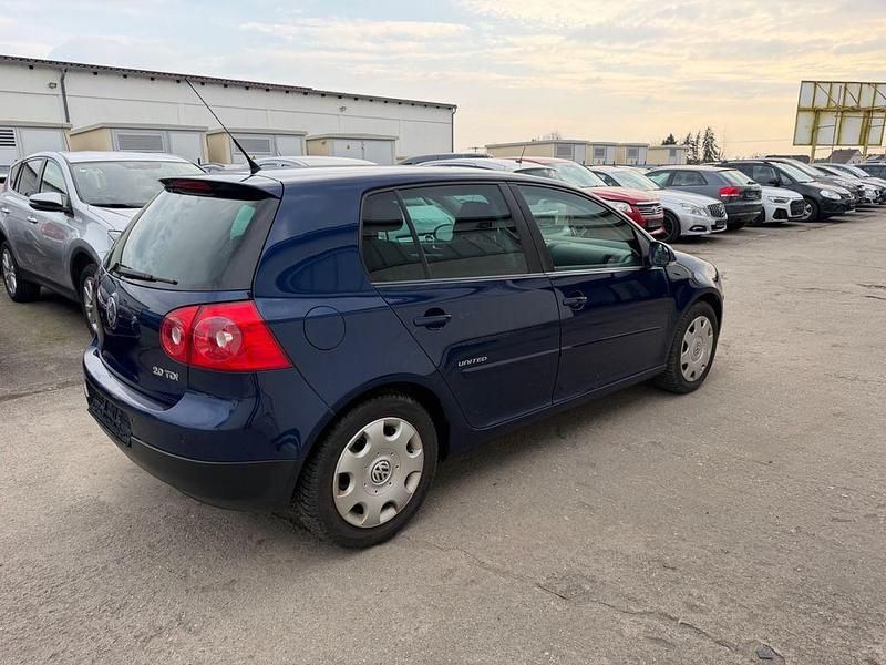 Gebraucht VW Golf VI United 140 PS (102 kW) 2008 Blau Kleinwagen