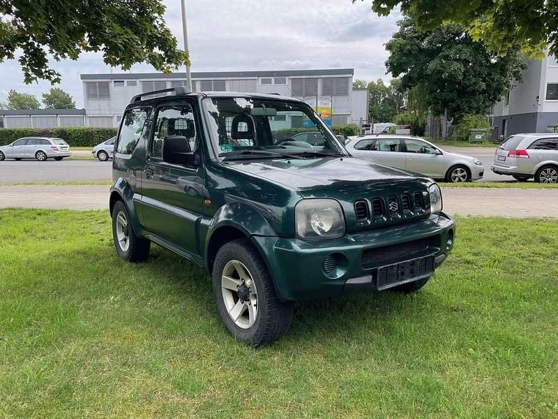 Grün Gebraucht 2004 Suzuki Jimny Ranger SUV | 3.350 € (Superpreis) - Bild 1/4