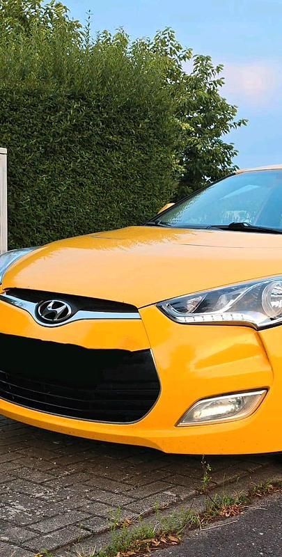 Gelb Gebraucht 2012 Hyundai Veloster Kleinwagen | 5.900 € (Guter Preis) - Bild 1/4