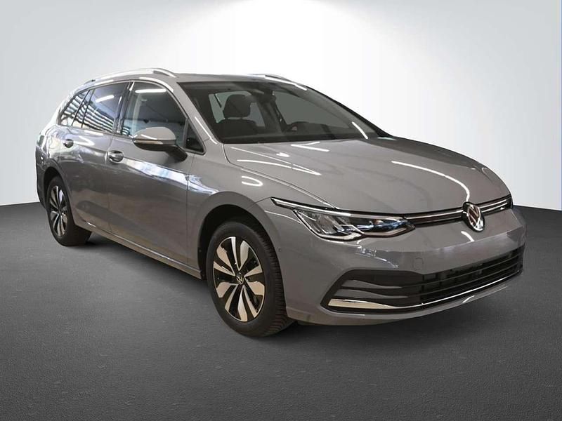 Mondsteingrau Gebraucht 2024 VW Golf VIII IQ Drive Kombi | 32.990 € (Teuer) - Bild 1/4