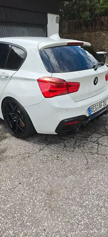 Gebraucht BMW M135 Performance 326 PS (239 kW) 2016 Weiß Kleinwagen