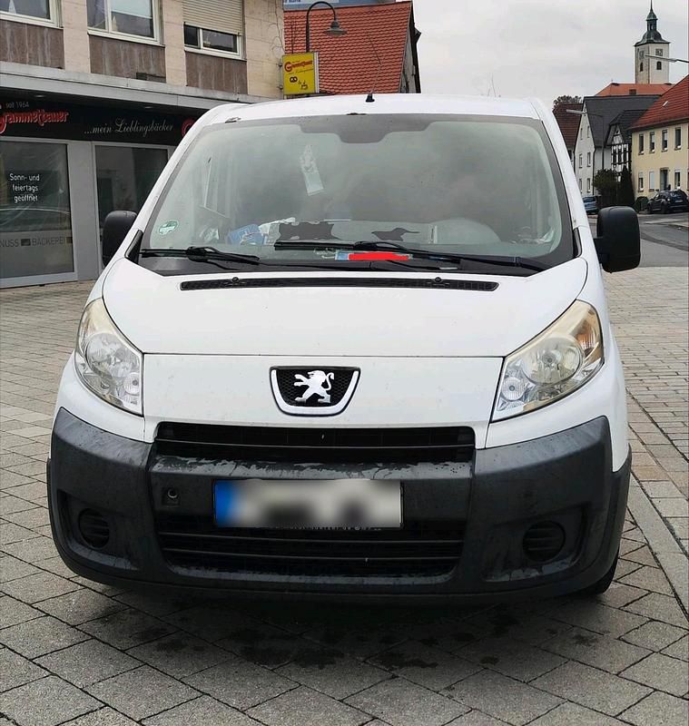 Gebraucht Peugeot Expert 90 PS (66 kW) 2011 Weiß Van