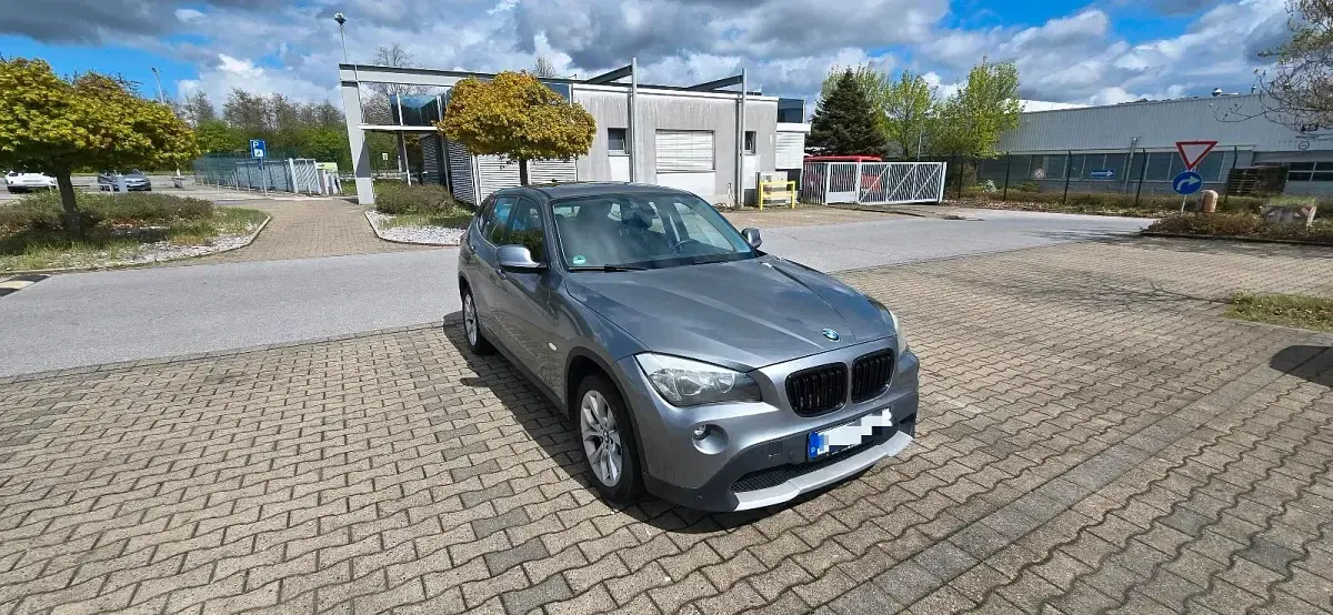 Usado BMW X1 258 CV (189 kW) 2010 Plateado SUV
