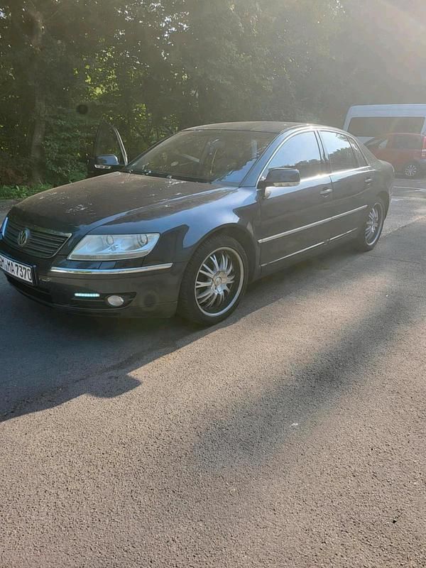 Grün Gebraucht 2006 VW Phaeton Limousine | 2.990 € (Superpreis) - Bild 1/4
