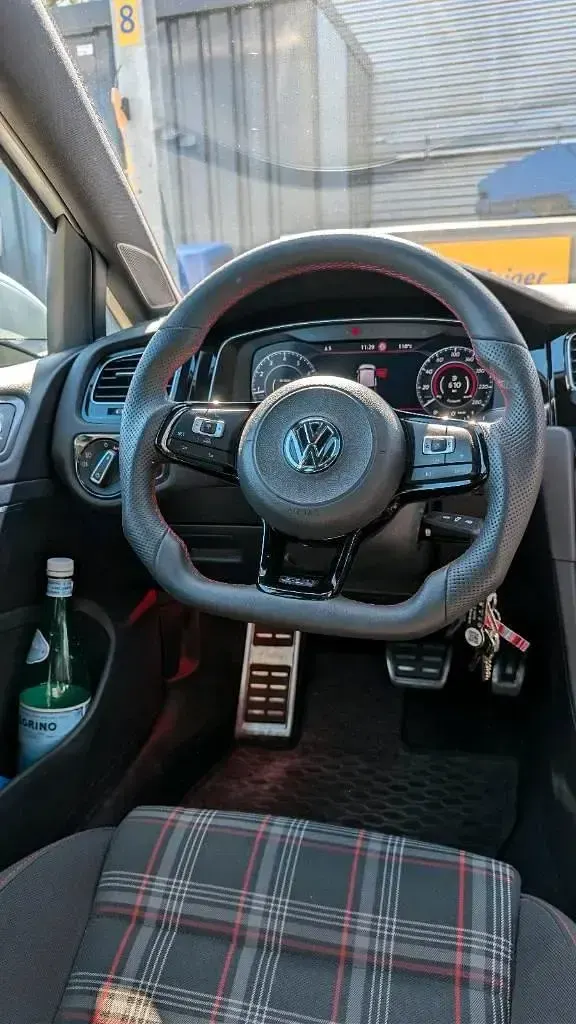 Gebraucht VW Golf VII Pro 230 PS (169 kW) 2017 Weiß Kleinwagen