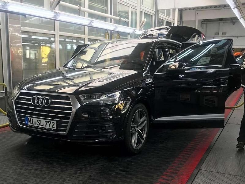 Schwarz Gebraucht 2017 Audi Q7 SUV | 34.950 € (Guter Preis) - Bild 1/4