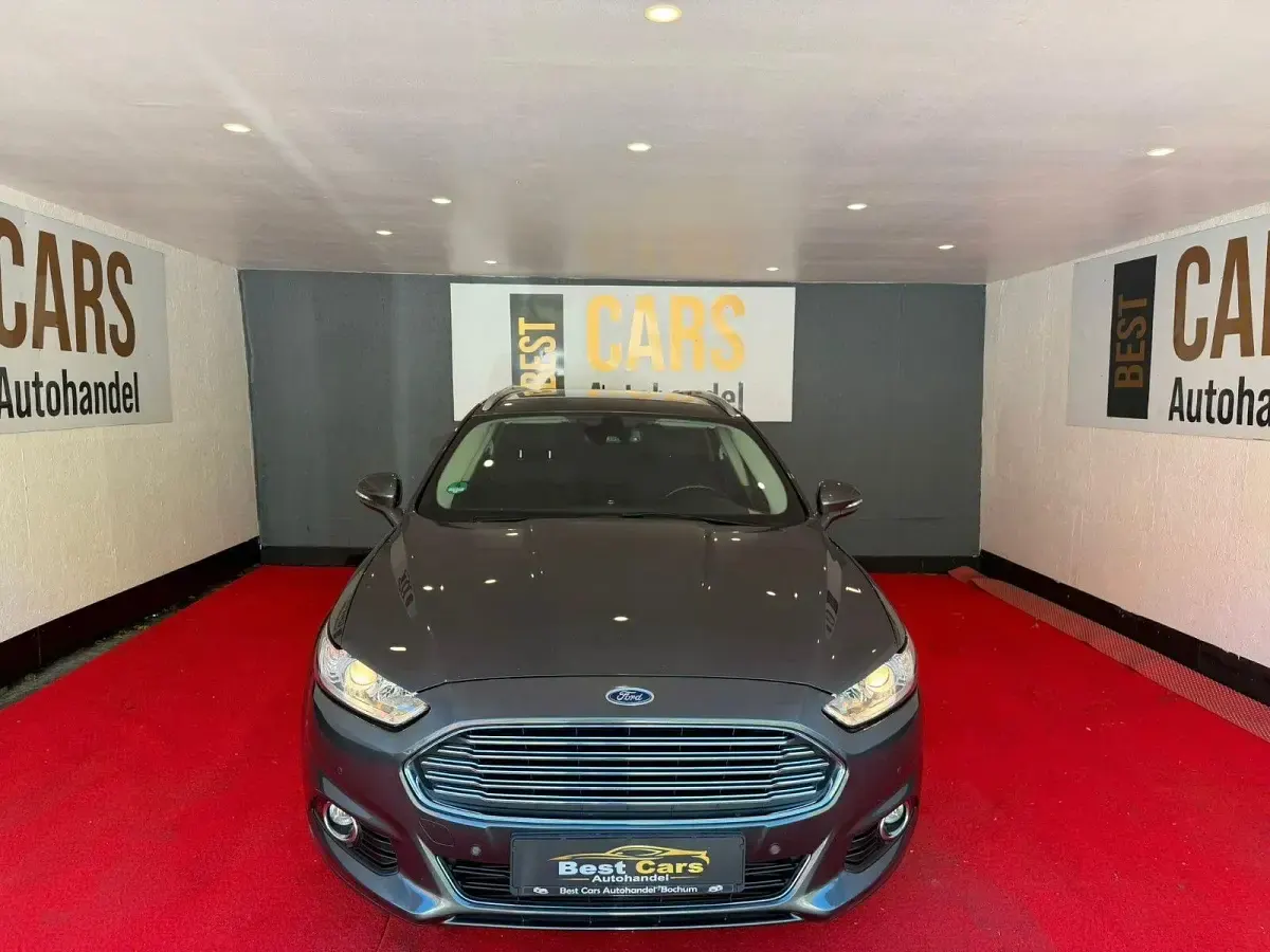 Gebraucht Ford Mondeo Titanium 165 PS (121 kW) 2018 Grau Limousine