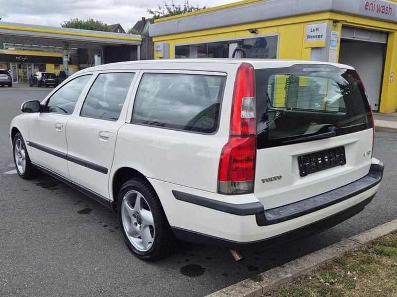 Gebraucht Volvo V70 140 PS (102 kW) 2001 Weiß Kombi