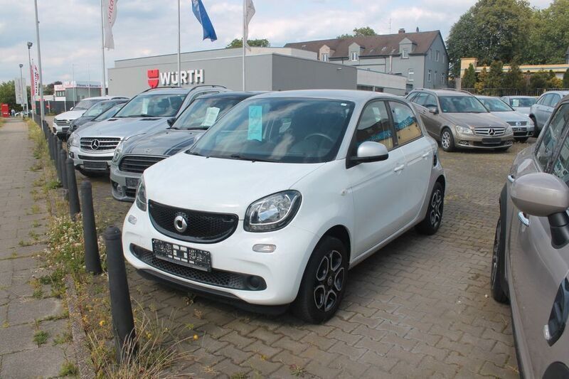 Weiß Gebraucht 2018 Smart ForFour Kleinwagen | 10.480 € (Etwas zu teuer) - Bild 1/4