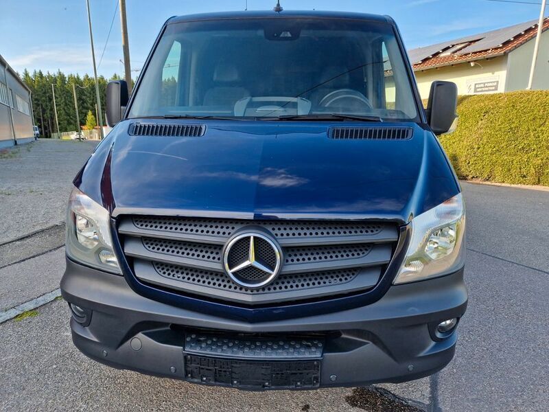 Gebraucht Mercedes Sprinter 163 PS (119 kW) 2019 Cavansitblau metallic Van