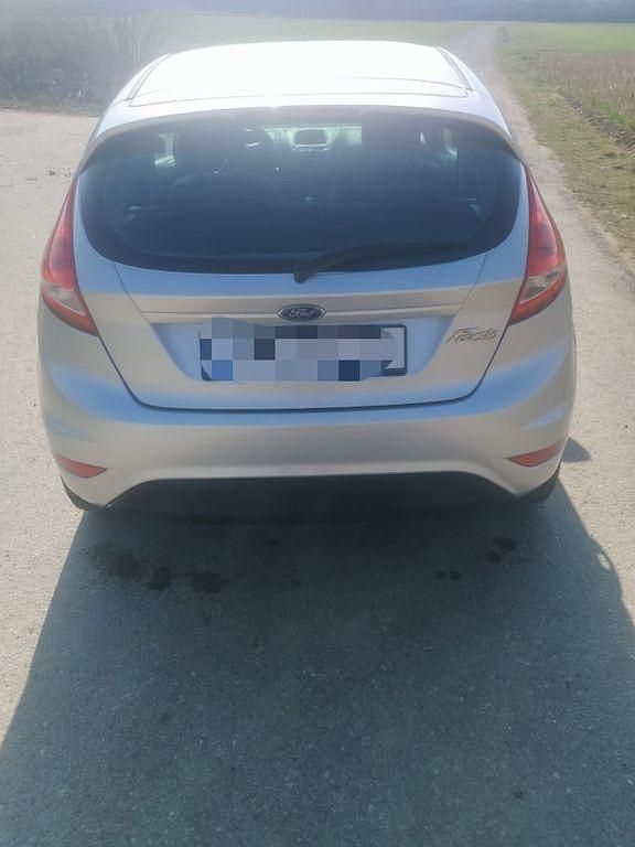 Gebraucht Ford Fiesta Titanium 82 PS (60 kW) 2009 Grau Kleinwagen