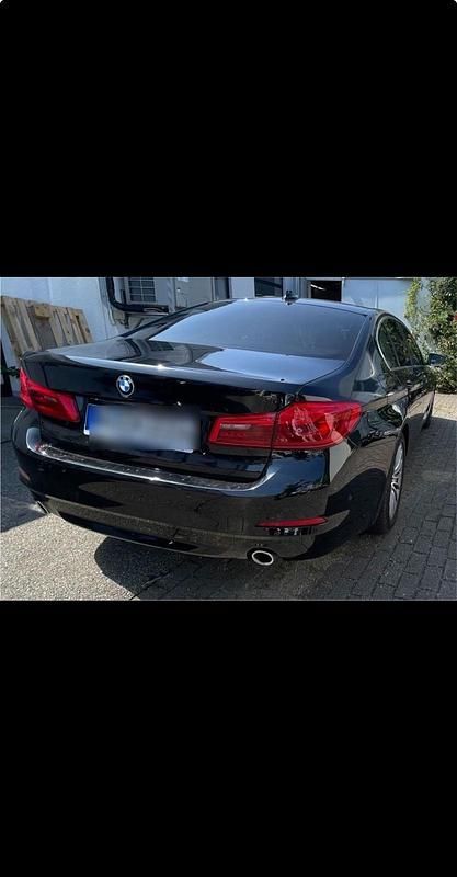 Second-hand BMW 520 190 CP (139 kW) 2019 Negru Berlinǎ