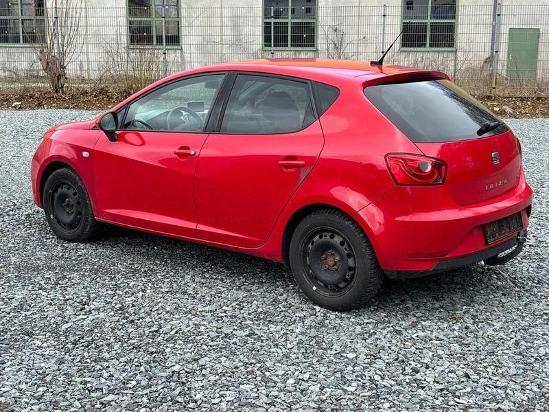 Gebraucht Seat Ibiza Style 90 PS (66 kW) 2014 Rot Limousine